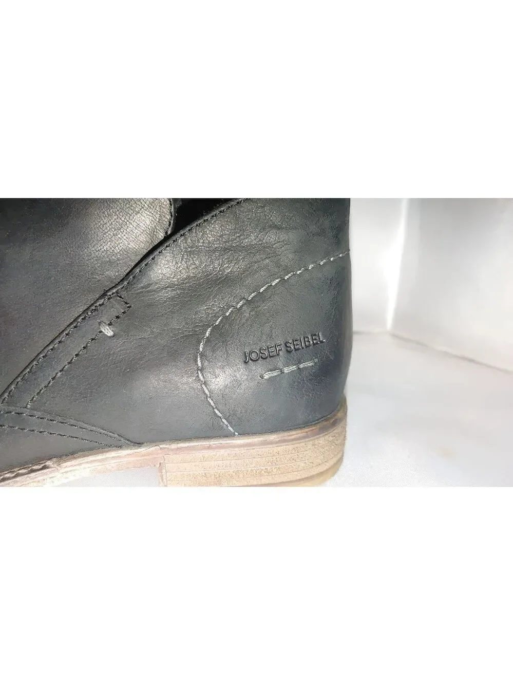 Josef Seibel Sienna 81 Leather Bootiie Size 39